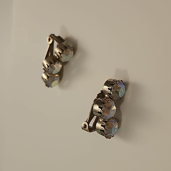 Vintage Austrian Cotton Candy Pink Blue Saphiret Like ZC Clip Earrings - Picture 5 of 7